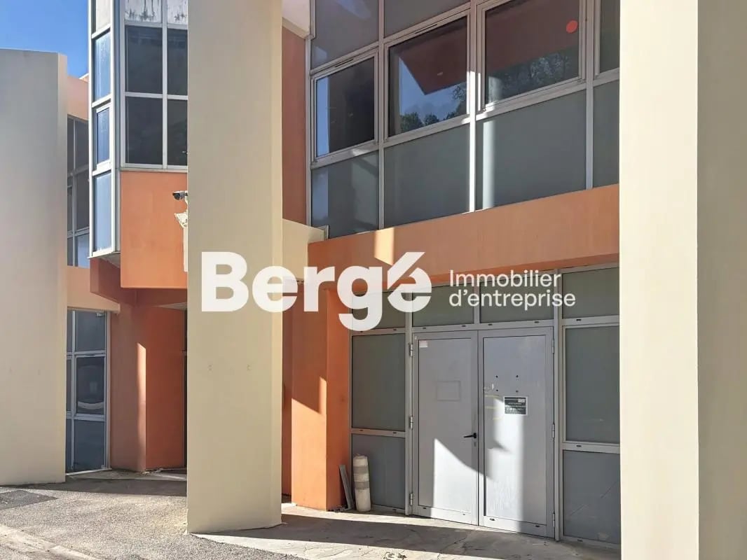 Bureau dans Valbonne à louer Photo de l’immeuble– Image 1 sur 15