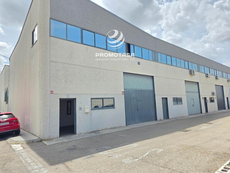 Industriel/Logistique dans Arganda del Rey, Madrid à louer - Photo de l’immeuble – Image 2 sur 2