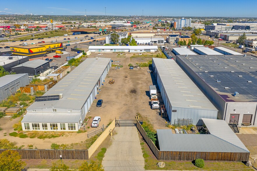 300 E 57th Ave, Denver, CO à vendre - Photo de l’immeuble – Image 2 sur 7