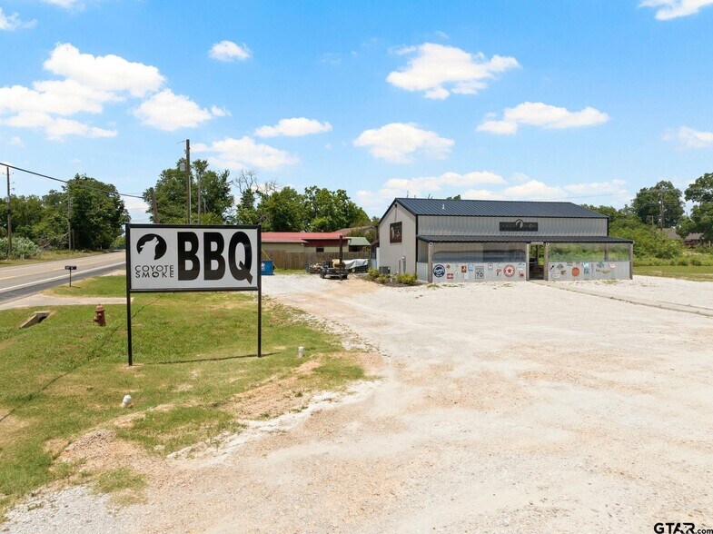 908 W Broadway St, Winnsboro, TX à vendre - Photo de l’immeuble – Image 2 sur 29