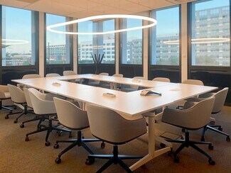 Plus de détails pour 143 Boulevard René Cassin, Nice - Bureau à louer