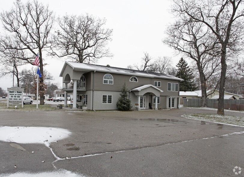 236 Highway 50, Delavan, WI à louer - Photo de l’immeuble – Image 2 sur 2