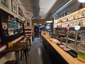 Local commercial dans Barcelone, Barcelona à louer Photo intérieure– Image 2 sur 15