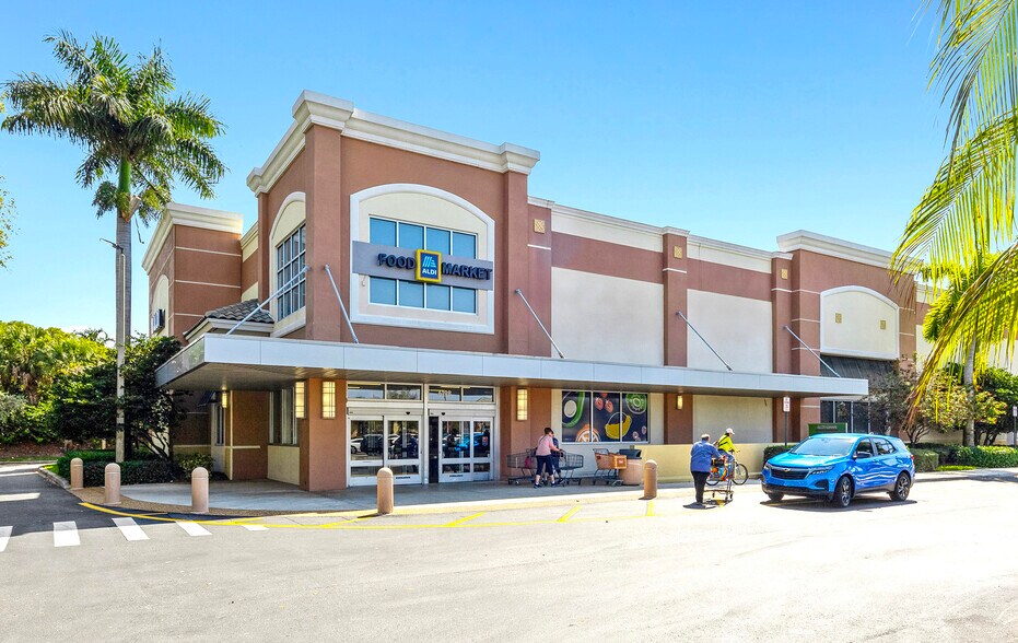 Sample Rd, Coral Springs, FL à louer - Photo de l’immeuble – Image 1 sur 31