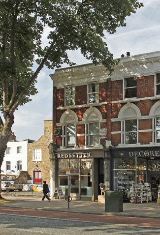 Plus de détails pour 60 Chiswick High Rd, Londres - Local commercial à louer