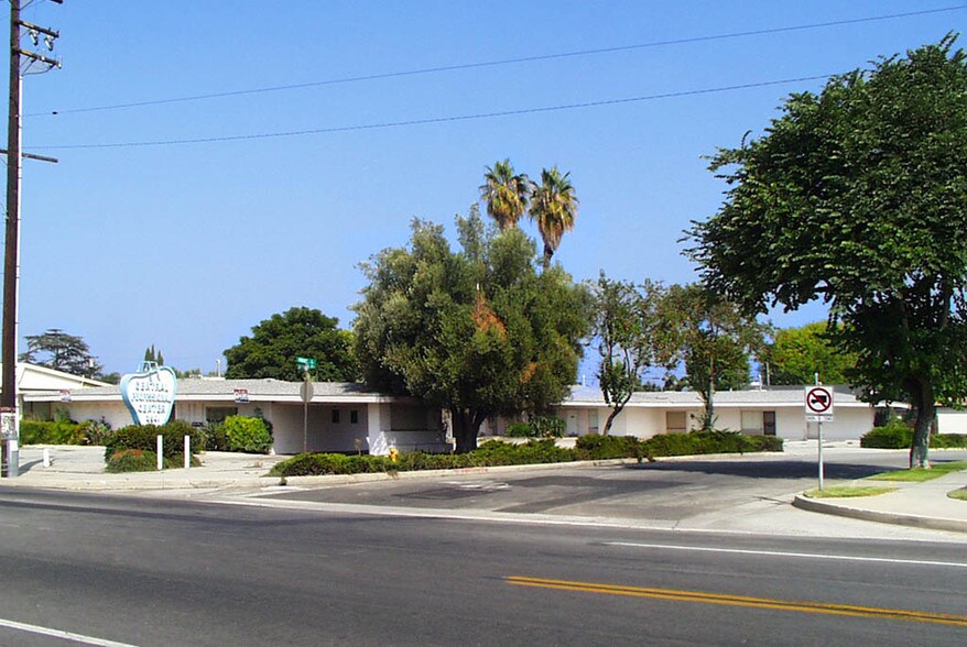 2501-2511 W La Habra Blvd, La Habra, CA à louer - Photo de l’immeuble – Image 3 sur 9