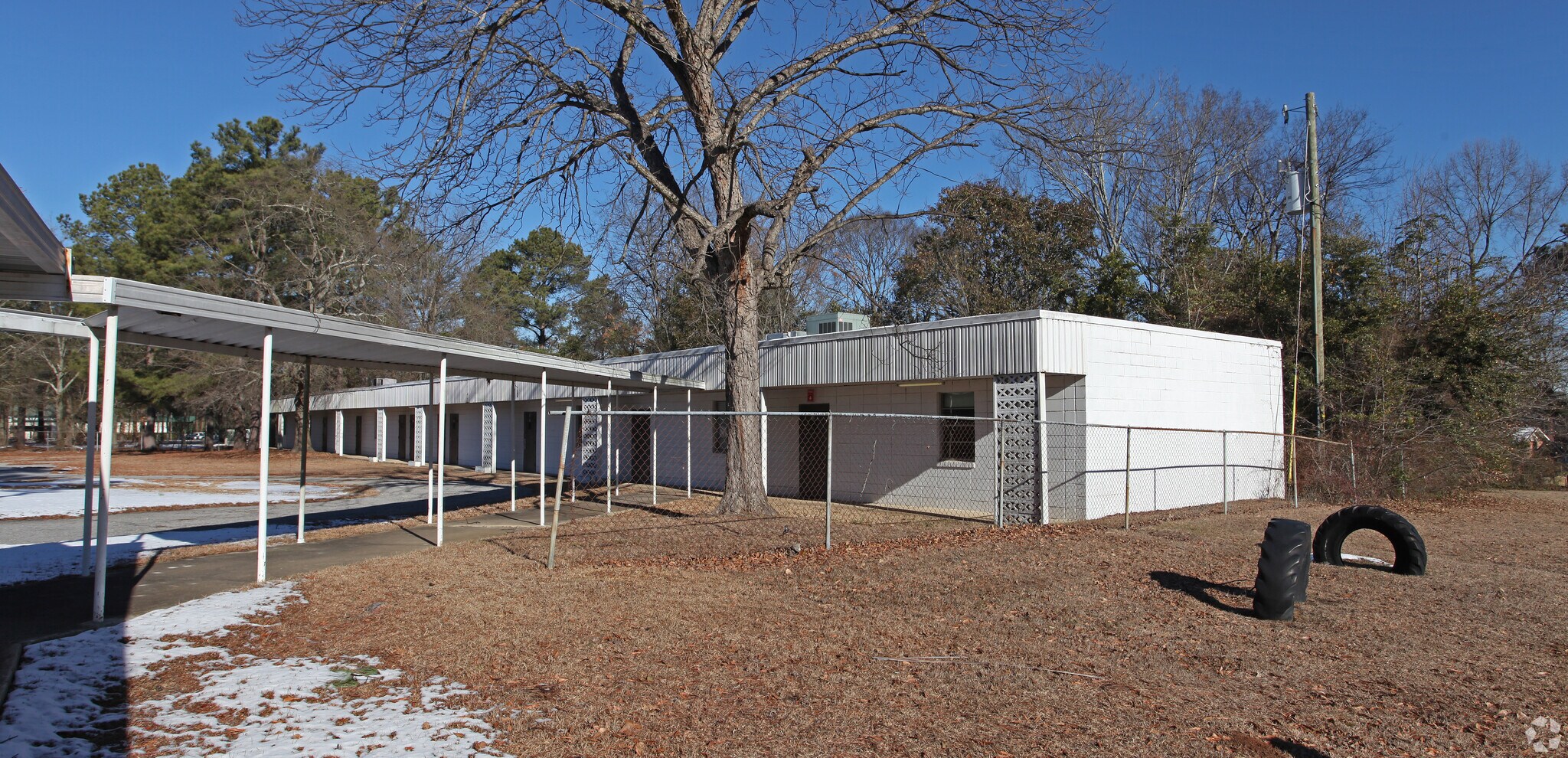 2700 Ashland Rd, Columbia, SC à louer Photo principale– Image 1 sur 3
