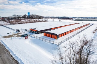 Plus de détails pour 2851 Business Pl SE, Massillon, OH - Spécialisé à vendre