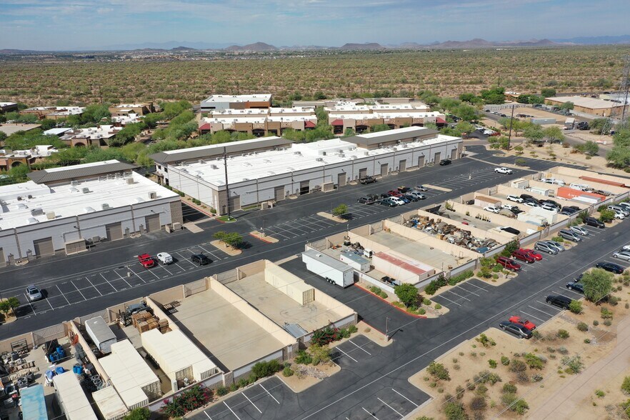 7343 E Adobe Dr, Scottsdale, AZ à louer - Photo de l’immeuble – Image 2 sur 7