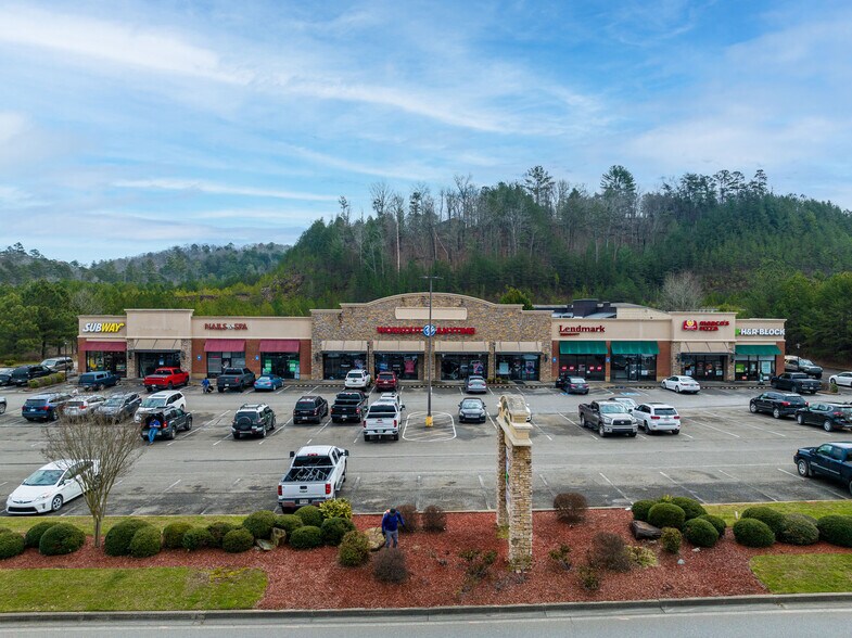 500 Highland Xing, East Ellijay, GA à louer - Photo de l’immeuble – Image 3 sur 4