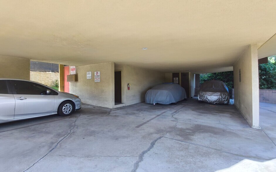 1491 Stadium Way, Los Angeles, CA à vendre - Photo de l’immeuble – Image 2 sur 11