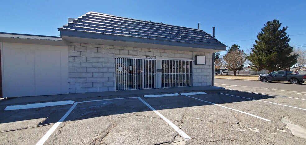 3700 Bliss Ave, El Paso, TX à vendre - Photo principale – Image 1 sur 15
