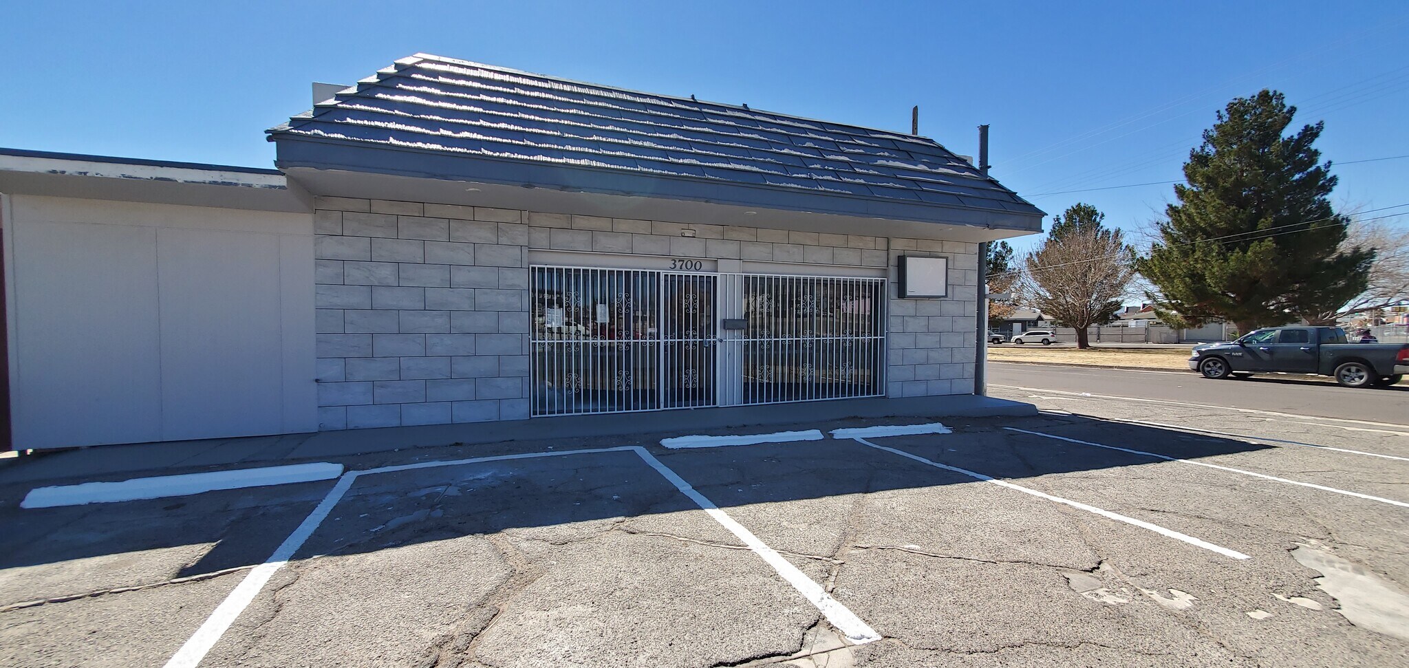 3700 Bliss Ave, El Paso, TX à vendre Photo principale– Image 1 sur 16