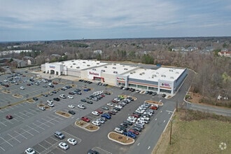 521-669 Huffman Mill Rd, Burlington, NC - Vue aérienne  vue de carte - Image1