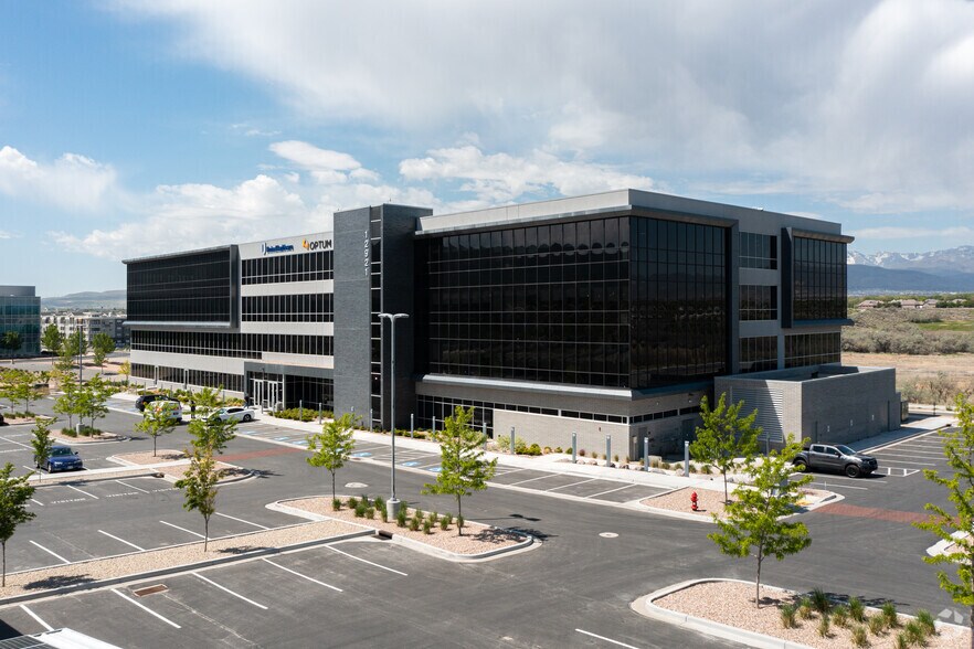 12921 S Vista Station Blvd, Draper, UT à louer - Photo principale – Image 1 sur 14