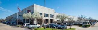 Plus de détails pour 2200 William D Tate Ave, Grapevine, TX - Industriel/Logistique à louer