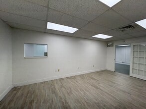 1451 SW 12th Ave, Pompano Beach, FL à louer Photo intérieure– Image 2 sur 6