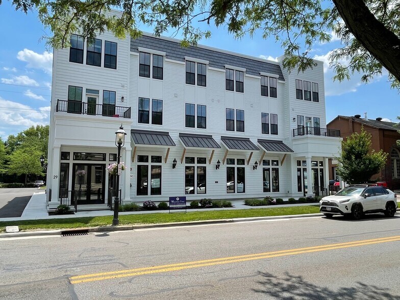 29 W Waterloo St, Canal Winchester, OH à vendre - Photo principale – Image 1 sur 4