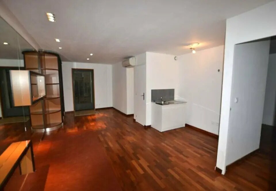 Local d’activités dans Valbonne à louer Photo intérieure– Image 1 sur 5