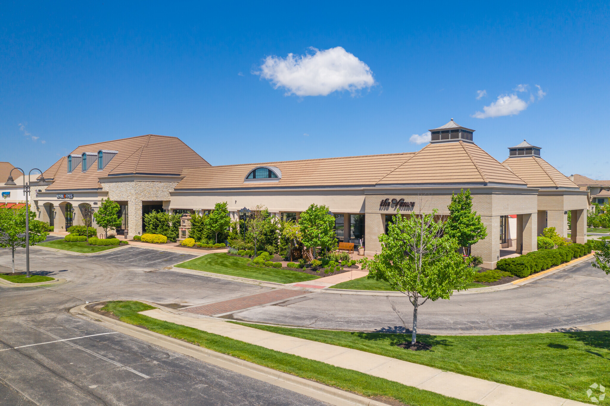 4850-4876 W 135th St, Leawood, KS à louer Photo principale– Image 1 sur 5
