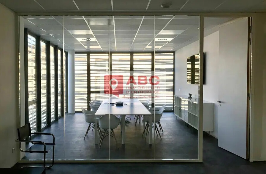 Bureau dans Montpellier à louer - Photo de l’immeuble – Image 1 sur 11