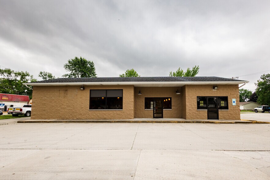 417 N Saint John St, Bethany, IL à vendre - Photo principale – Image 1 sur 24