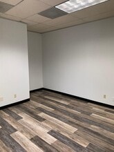 4606 FM 1960 W, Houston, TX à vendre Photo intérieure– Image 2 sur 8