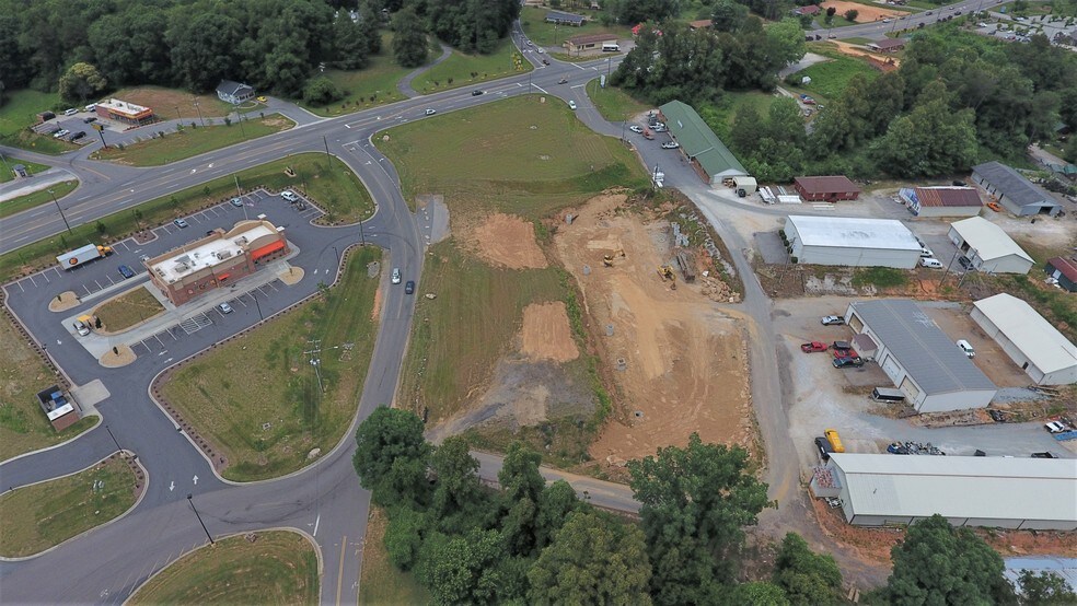 West Marion Business Park portefeuille de 11 biens à vendre sur LoopNet.fr - Photo principale – Image 2 sur 2