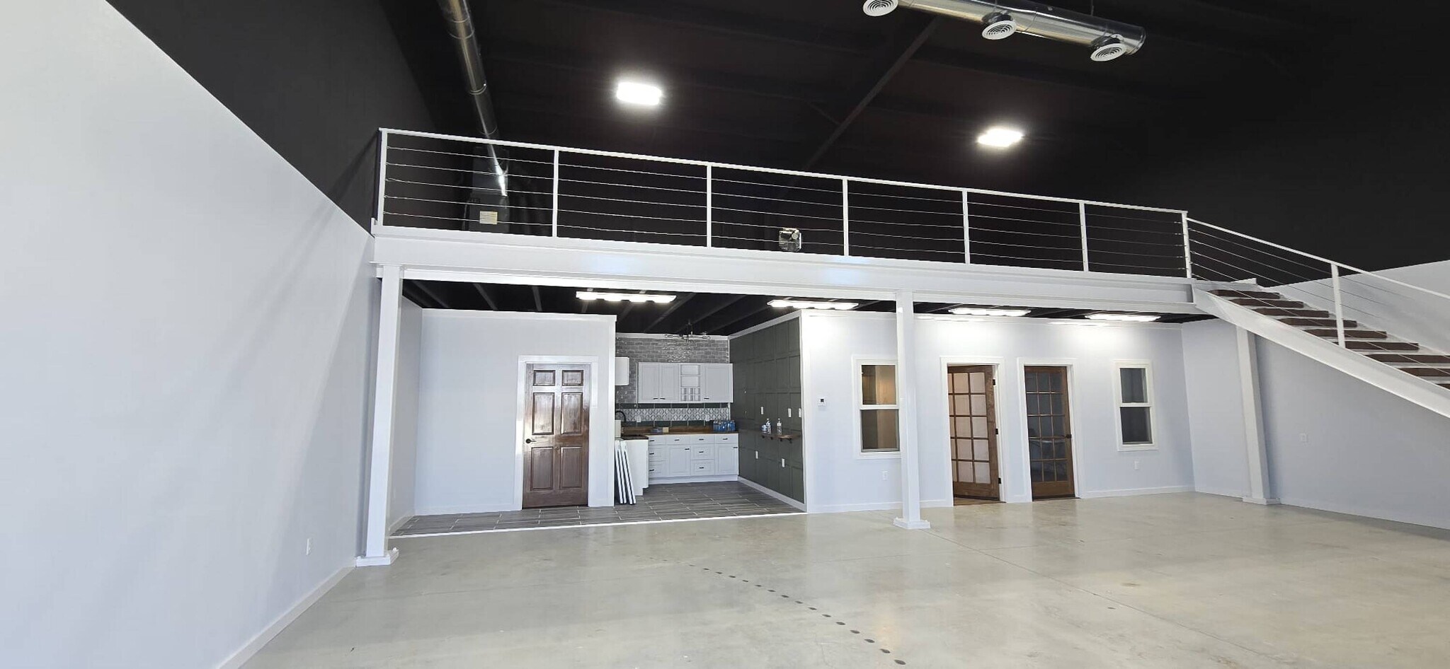 13021 Harmon Rd, Fort Worth, TX à louer Photo intérieure– Image 1 sur 19