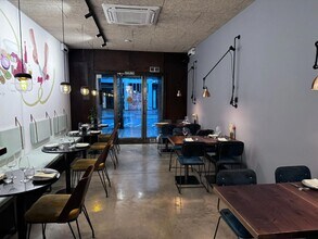 Local commercial dans Barcelone, Barcelona à louer Photo intérieure– Image 2 sur 18