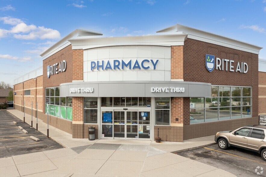 3362 Navarre Ave, Oregon, OH à louer - Photo de l’immeuble – Image 2 sur 9