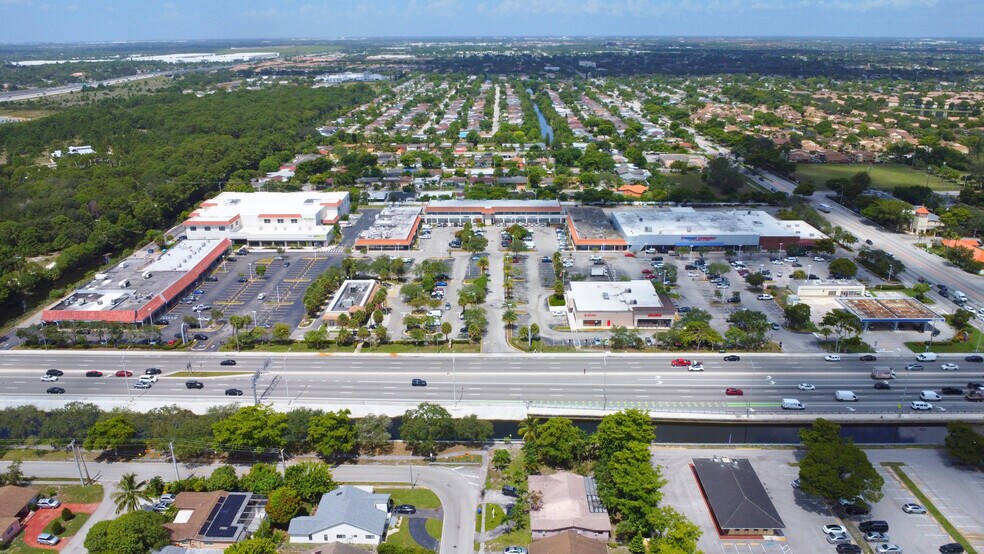 3102-3372 S University Dr, Miramar, FL à louer - Aérien – Image 1 sur 15