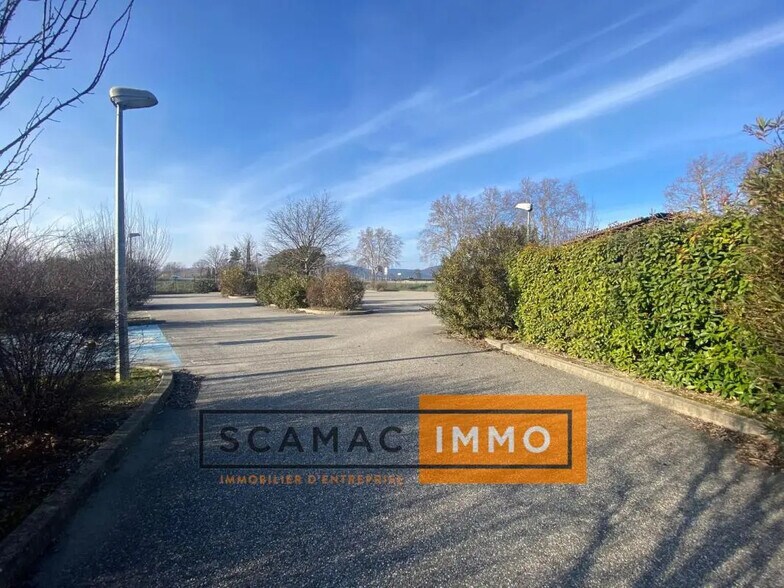 Local commercial dans Manosque à vendre - Photo de l’immeuble – Image 2 sur 5