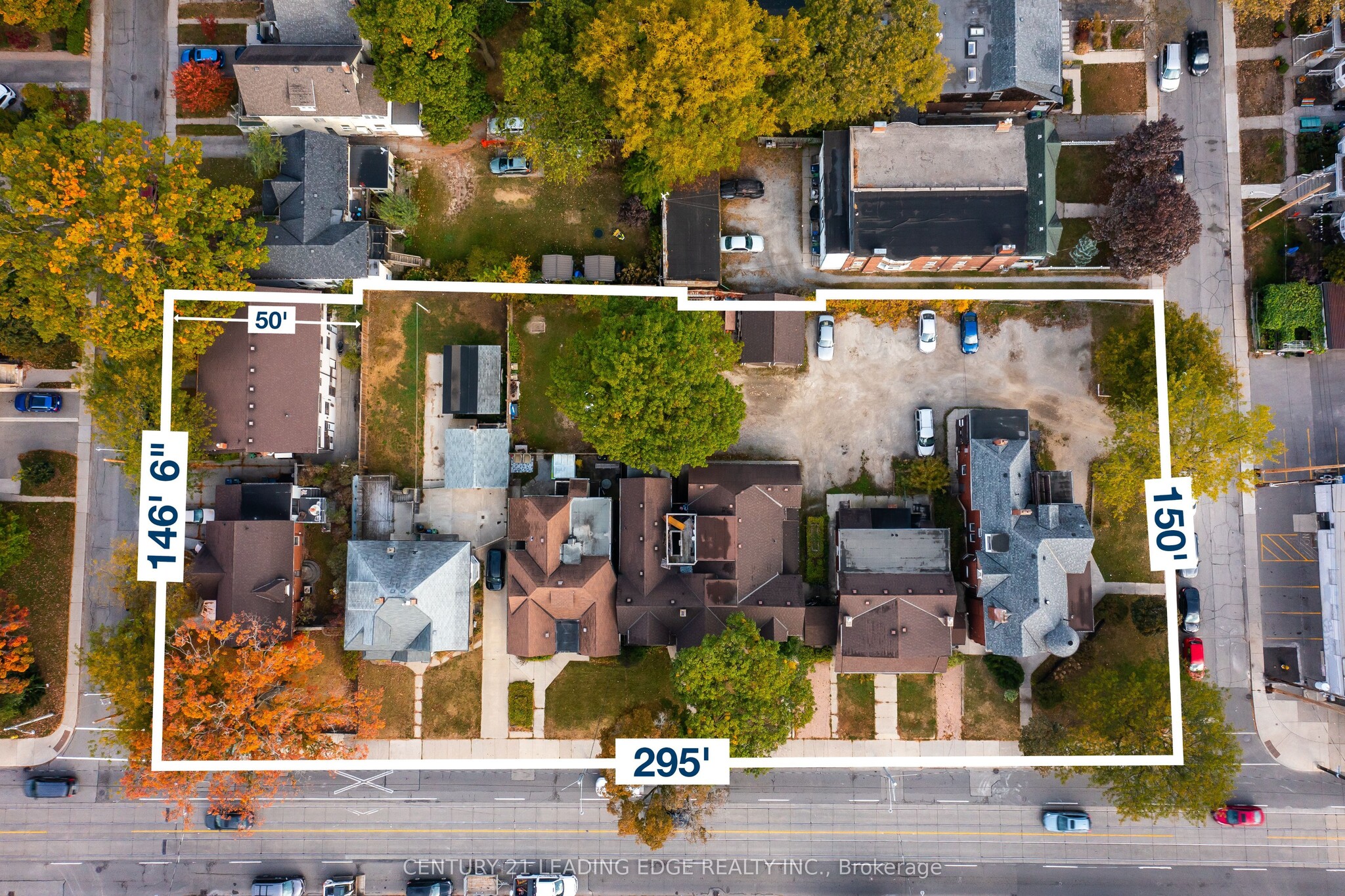 2172 Gerrard St E, Toronto, ON à vendre Aérien– Image 1 sur 11