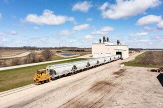 Plus de détails pour 627 E US Highway 52, Utica, IL - Industriel/Logistique à vendre
