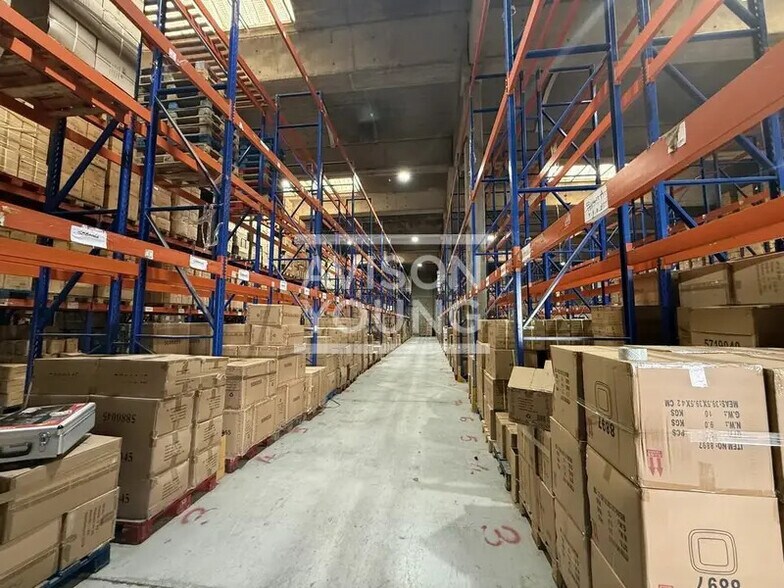 Industriel/Logistique dans Gonesse à louer - Photo intérieure – Image 2 sur 4