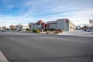 Plus de détails pour 300-304 E Avenue K6, Lancaster, CA - Industriel/Logistique à louer