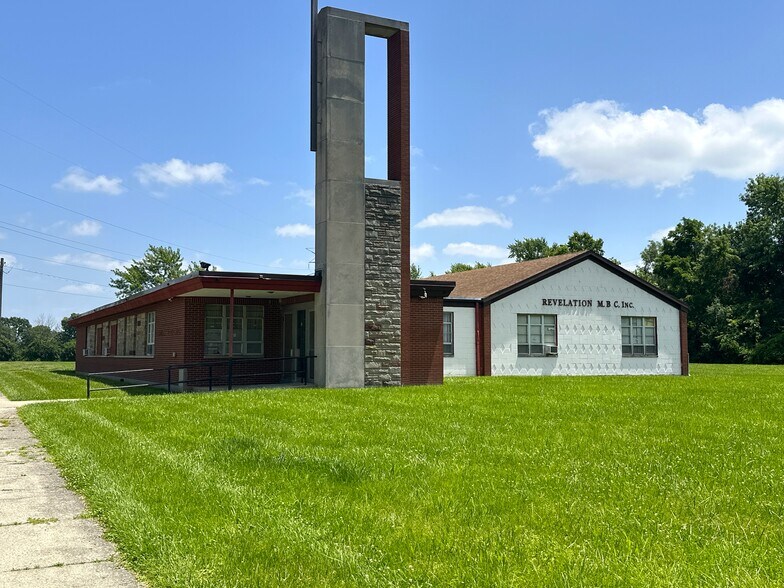 1496 Swinger Dr, Dayton, OH à vendre - Photo de l’immeuble – Image 2 sur 19