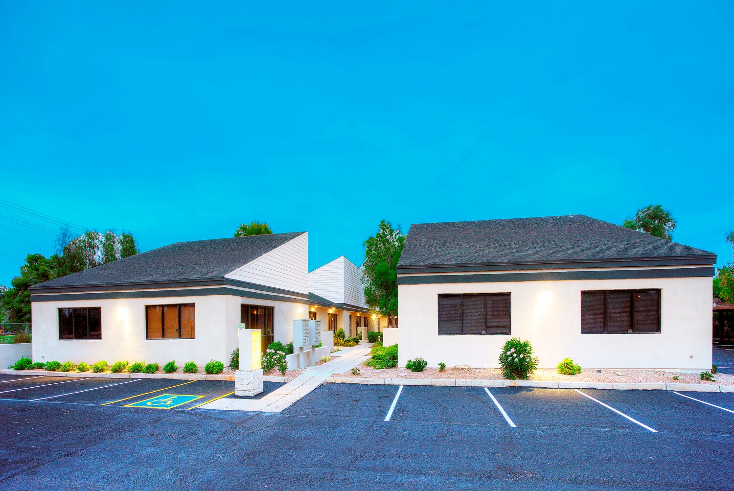 1-51 W Elliot Rd, Tempe, AZ à louer Photo de l’immeuble– Image 1 sur 4