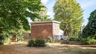 Plus de détails pour 20 Hendon Lane, Londres - Local d’activités à vendre