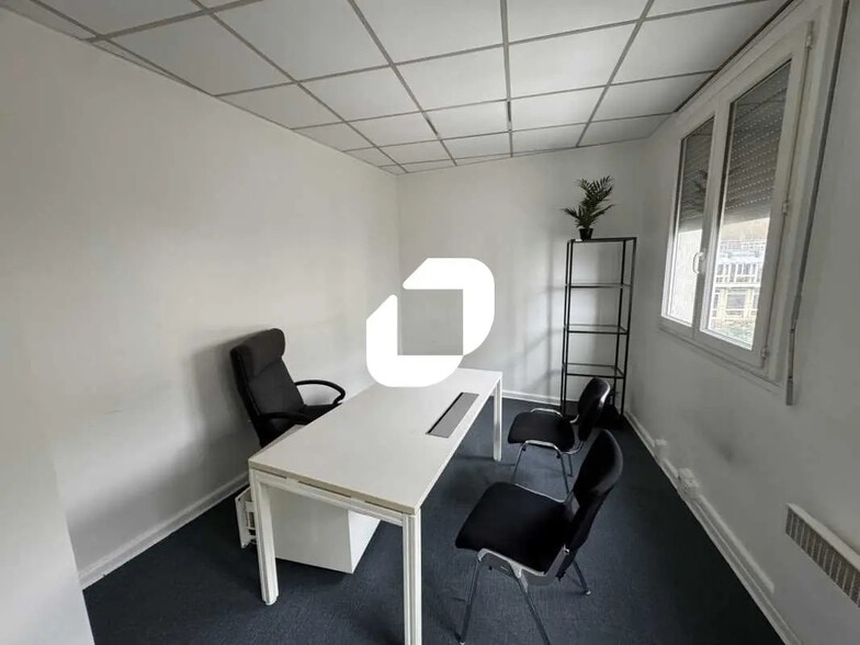 100 Avenue De La Marne, Montrouge à louer - Photo de l’immeuble – Image 3 sur 7