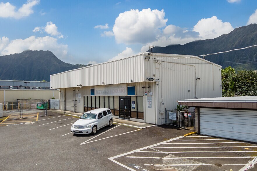 45-620 Kamehameha Hwy, Kaneohe, HI à louer - Photo de l’immeuble – Image 1 sur 8