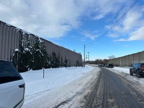 107 Norris Dr, Rochester, NY à louer Photo de l’immeuble– Image 1 sur 12