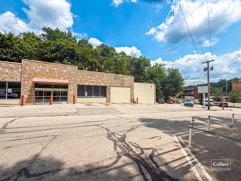 2928 Sheraden Blvd, Pittsburgh, PA à louer - Photo de l’immeuble – Image 2 sur 15