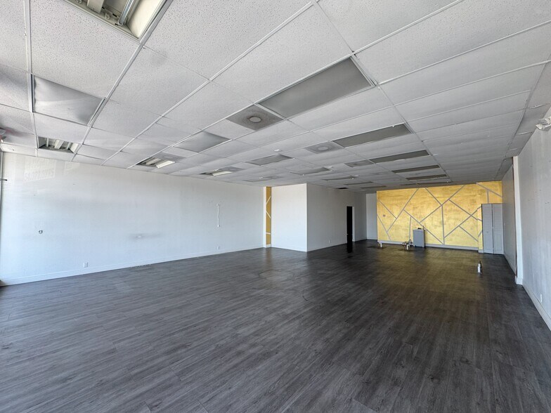 900-914 W Sunrise Blvd, Fort Lauderdale, FL à louer - Photo de l’immeuble – Image 2 sur 4