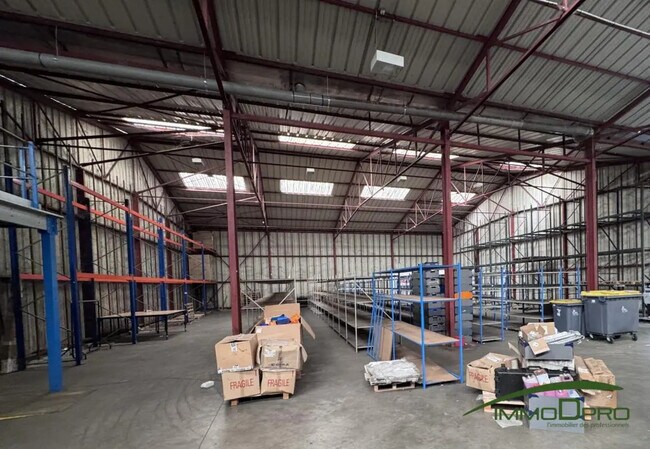 Plus de détails pour Industriel/Logistique à louer