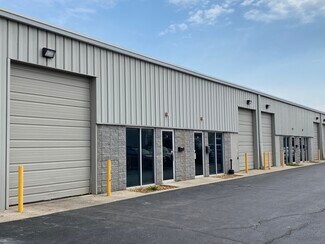Plus de détails pour 197 Poplar Pl, North Aurora, IL - Industriel/Logistique à louer