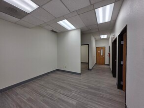 3865 N Business Center Dr, Tucson, AZ à louer Photo intérieure– Image 2 sur 16