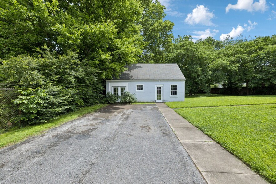 234 4th Ave N, Franklin, TN à vendre - Photo de l’immeuble – Image 3 sur 14