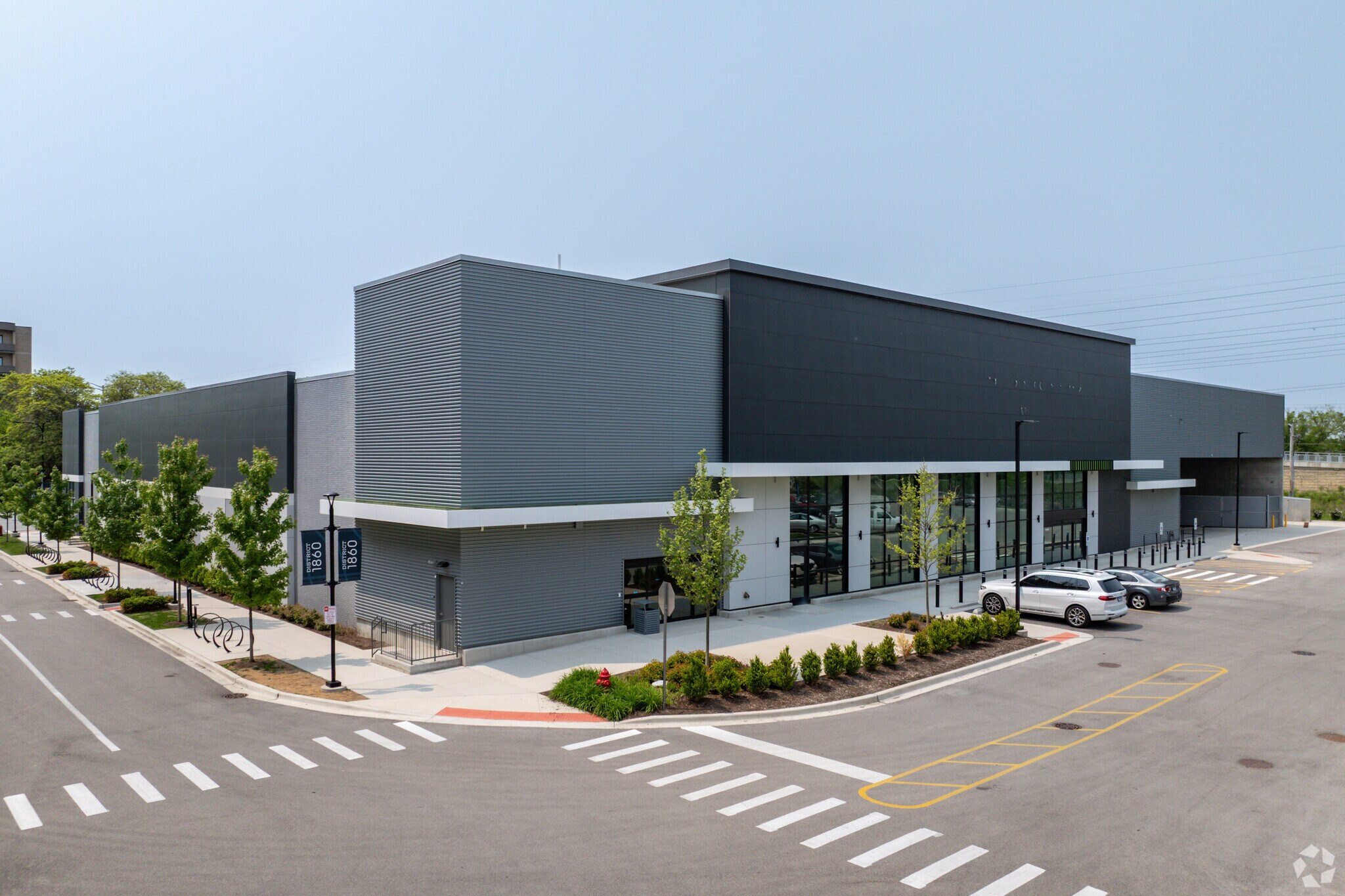 4540 W Touhy Ave, Lincolnwood, IL à louer Photo principale– Image 1 sur 8